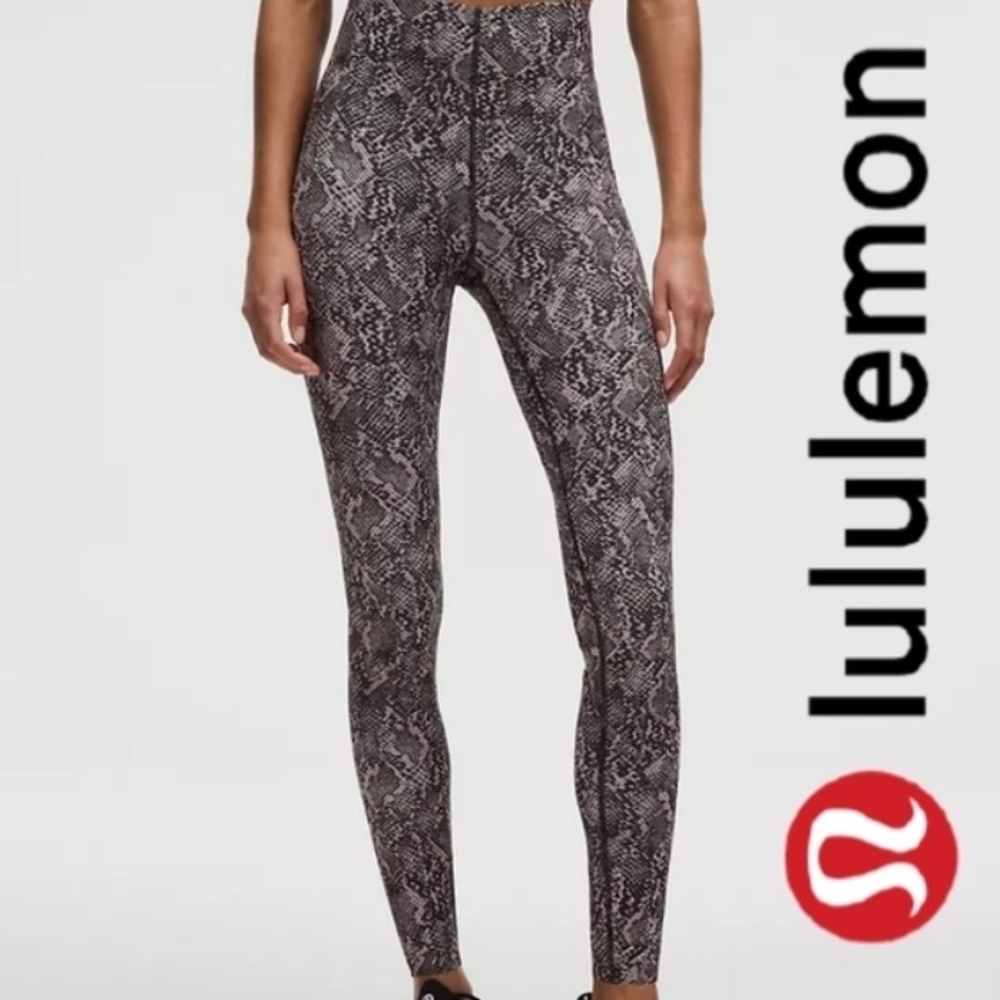 NWT Lululemon Glow Up Super-High-Rise Tight 28"- SNAKE STRUCTURE GREY MULTI